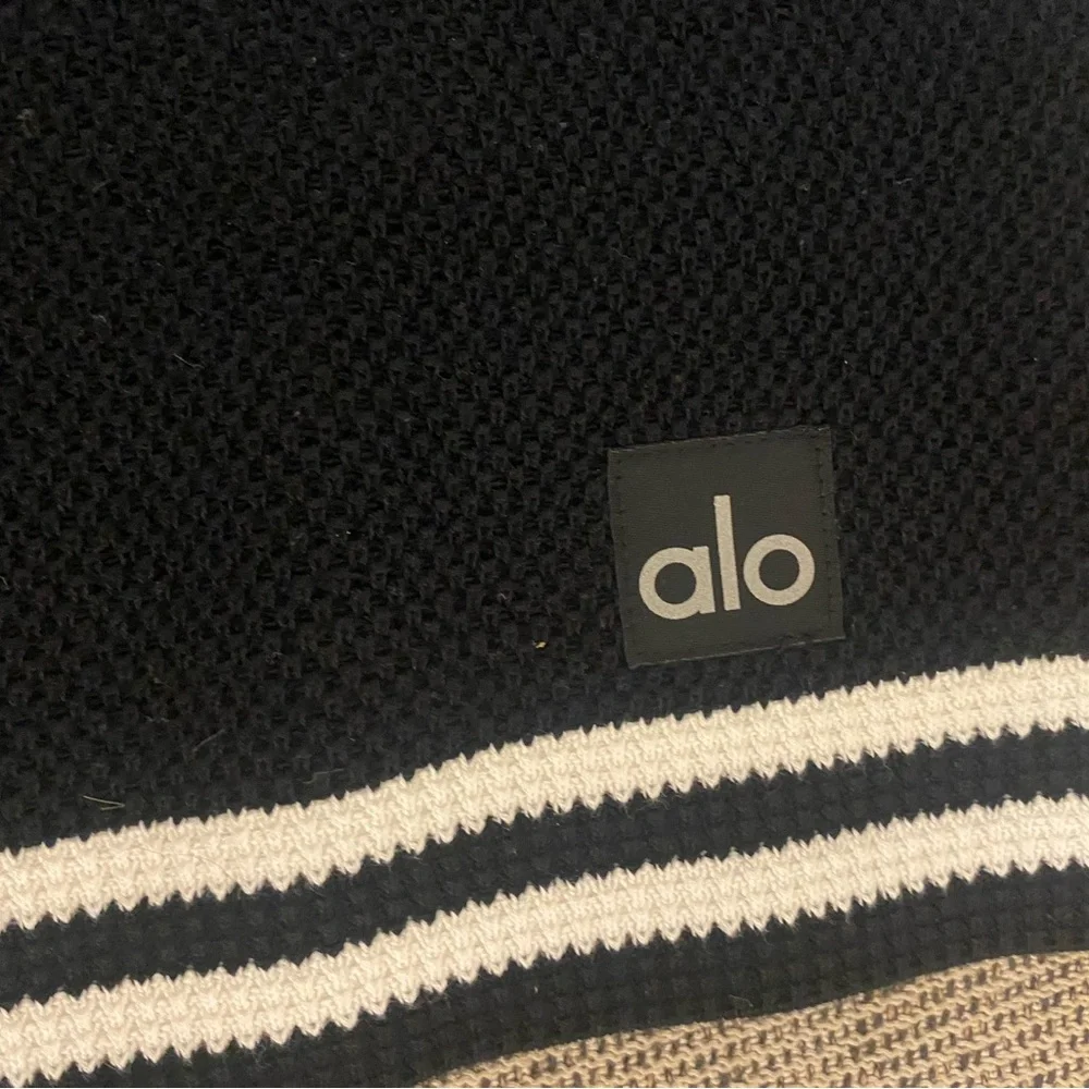 alo yoga-accolade Crew Nick pullover
